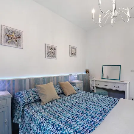 Апартаменты La Terrazza Vista Mare - Алассио