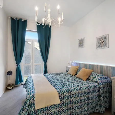 La Terrazza Vista Mare - *